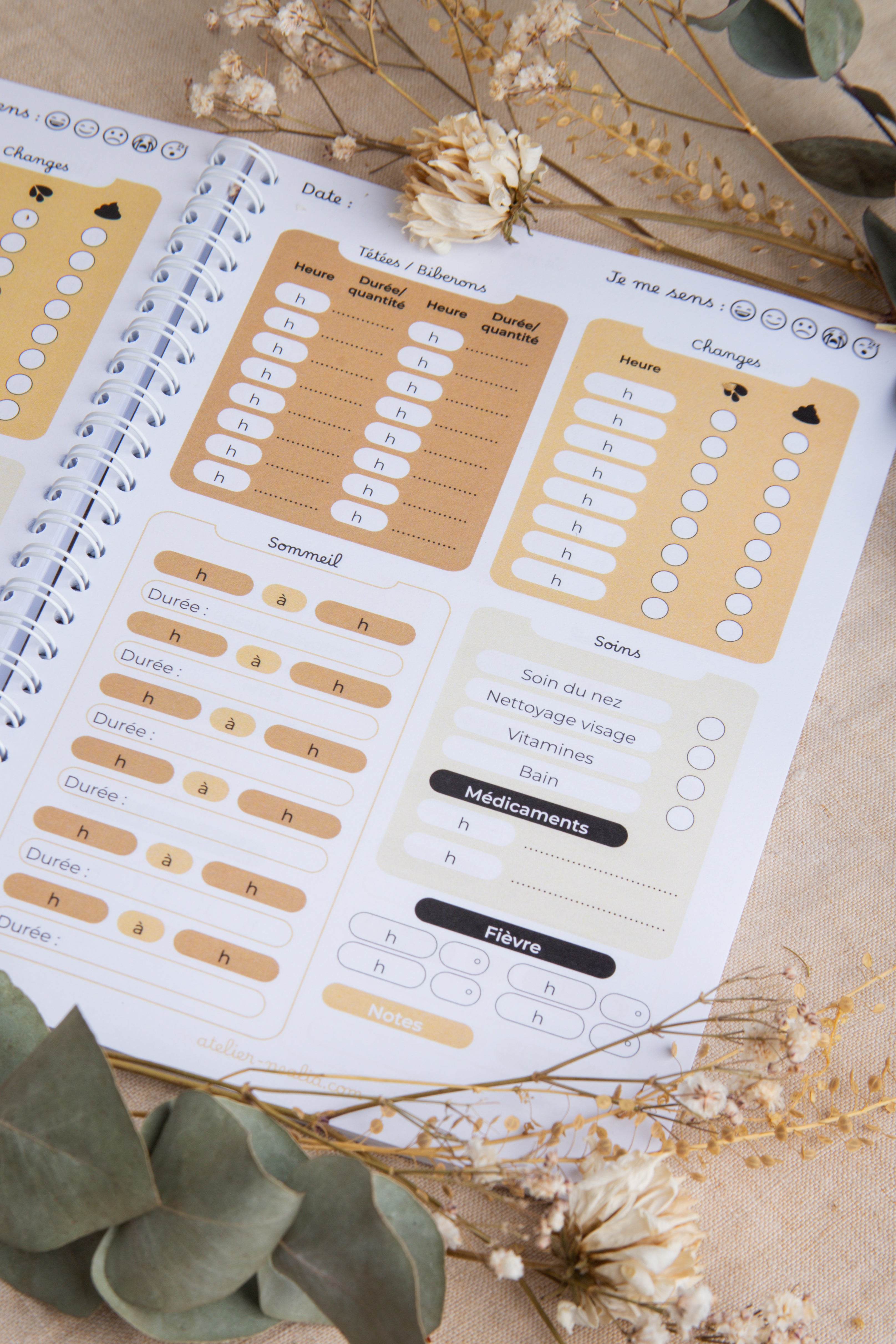 Carnet de suivi bébé 0-4 mois - LEOPARD