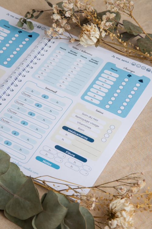 Carnet de suivi bébé 0-4 mois - BALEINE