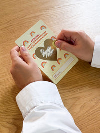 Carte à gratter personnalisée – Une dose de bonheur intense