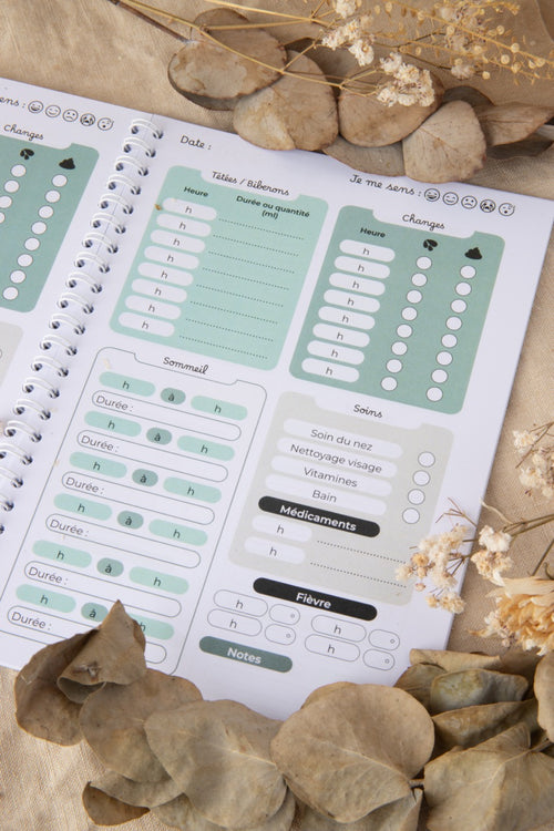 Carnet de suivi bébé 0-3 mois - DINOSAURE